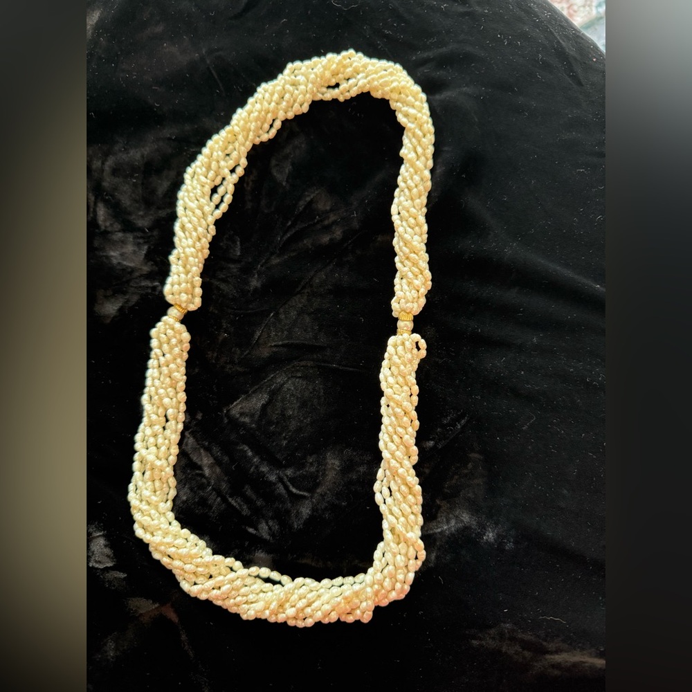 28” Fresh Water Pearl Necklace